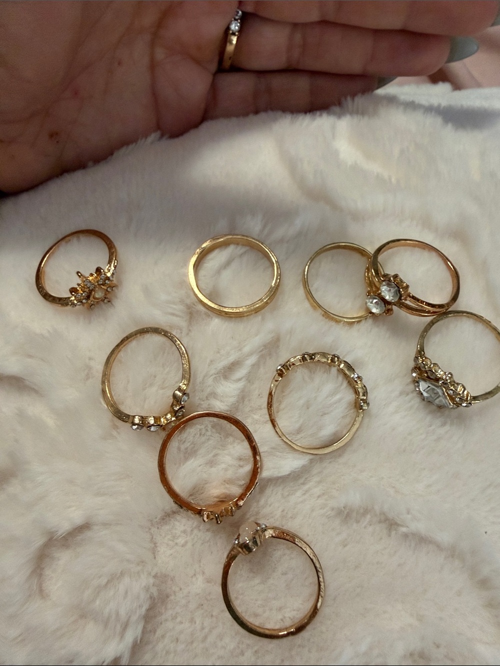 Classic Gold Stackable Women's Ring Set - Elegant Clear Stone Accents